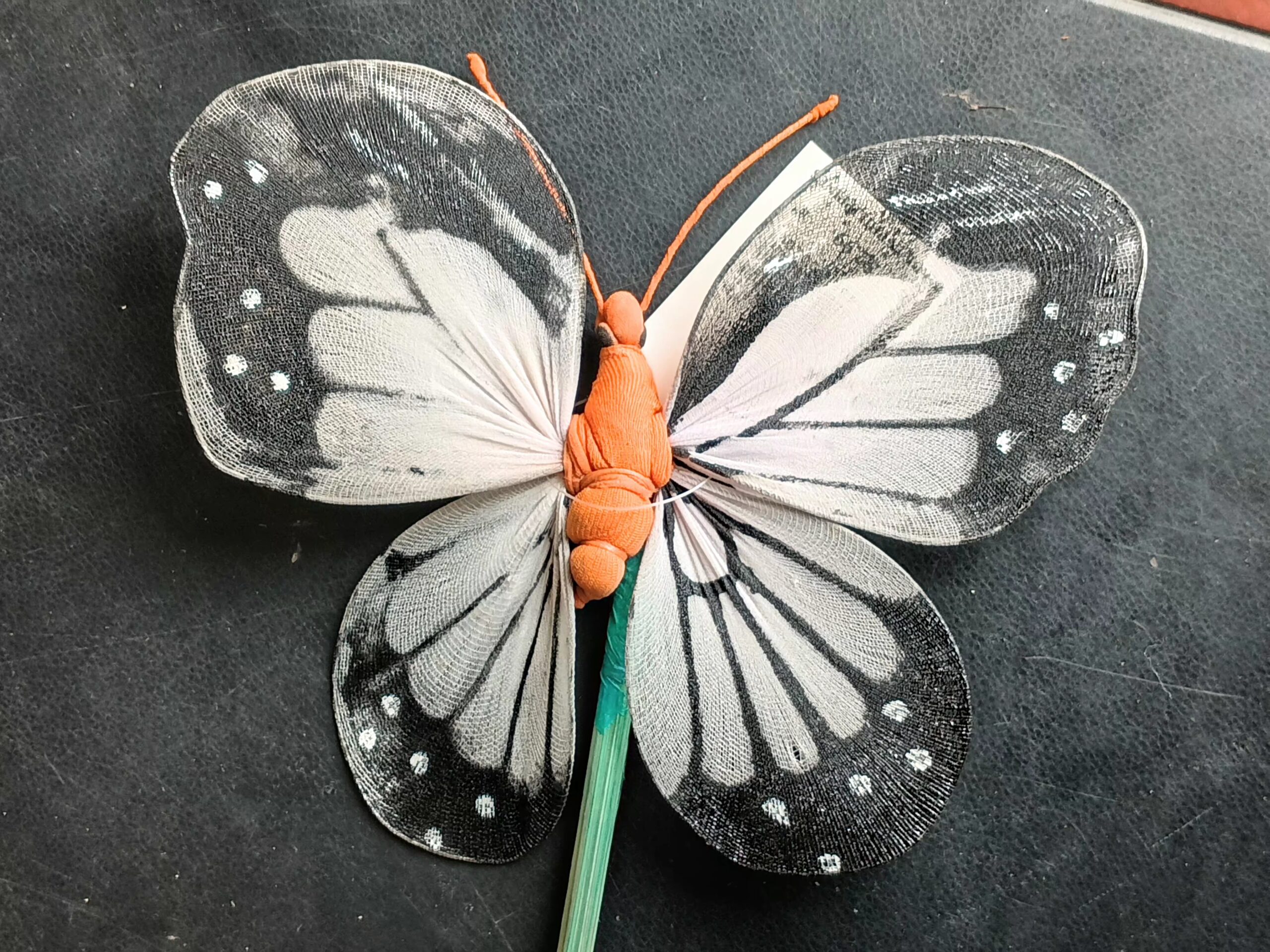 Monarch Mesh Garden Stake Monarch Mesh Garden Stake