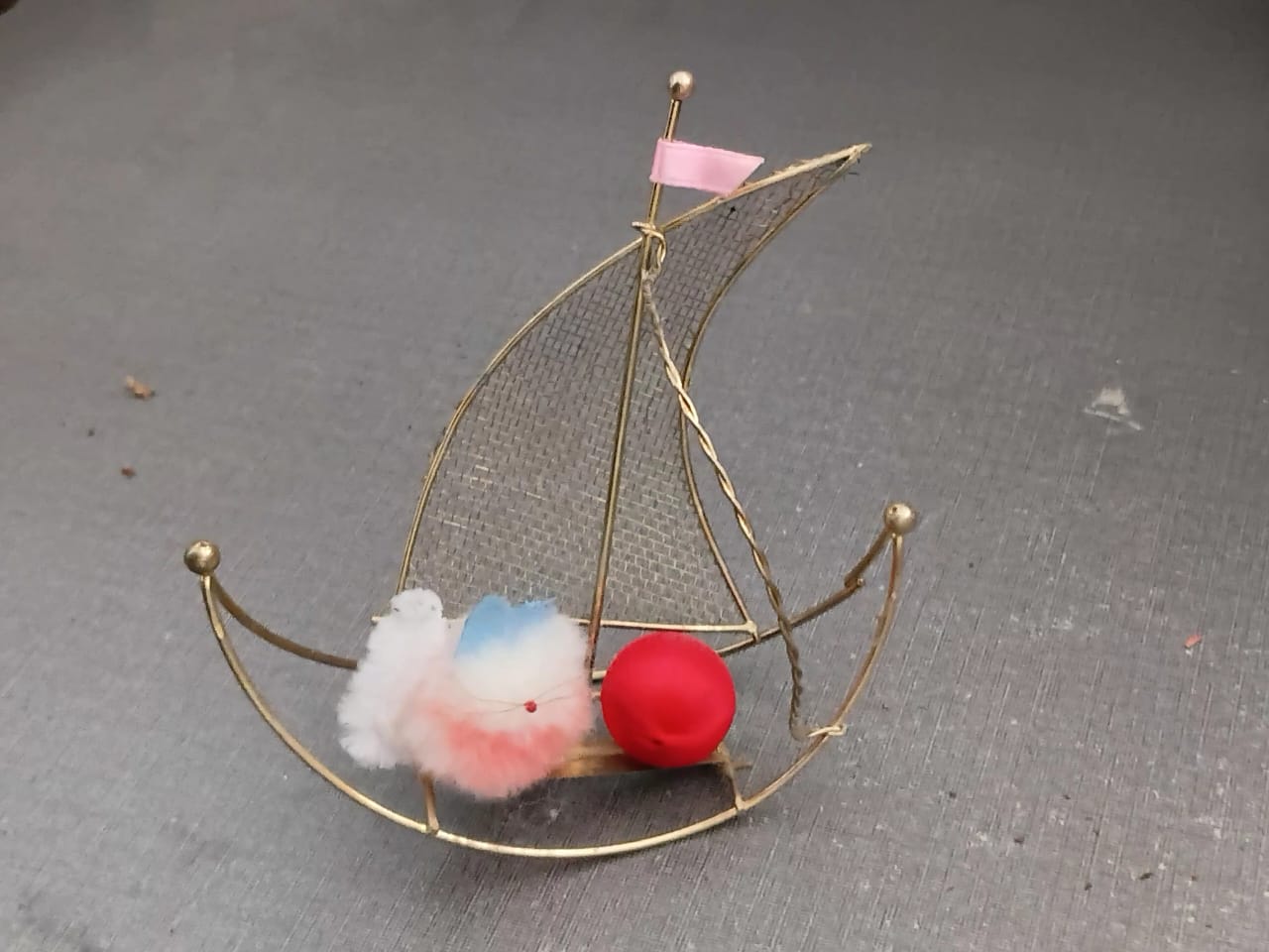 hand woven birch bark harvest basket (copy) hand woven birch bark harvest basket (copy)