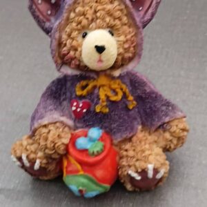 winter berry cozy cub figurine