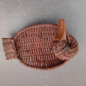 hand woven wicker duck decorative tray/basket