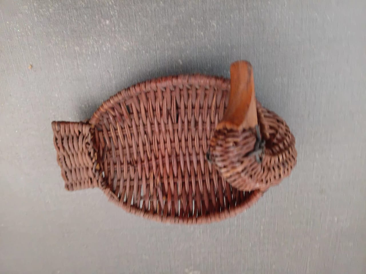 hand woven wicker duck decorative tray/basket hand woven wicker duck decorative tray/basket